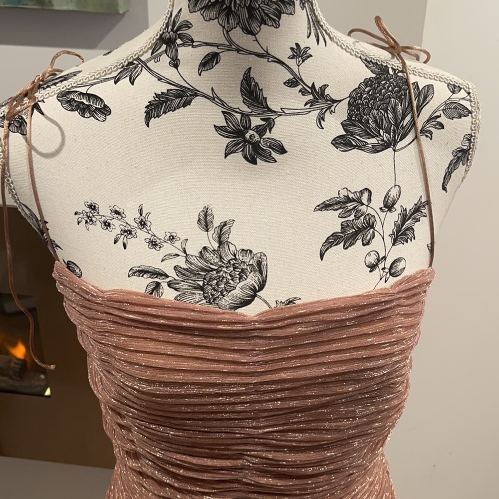 New Gilded Rose Gold bodycon maxi dress. - Picture 5 of 5